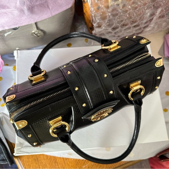 Metro City ITALY HANDBAG $400 Retail - Picture 5 of 14